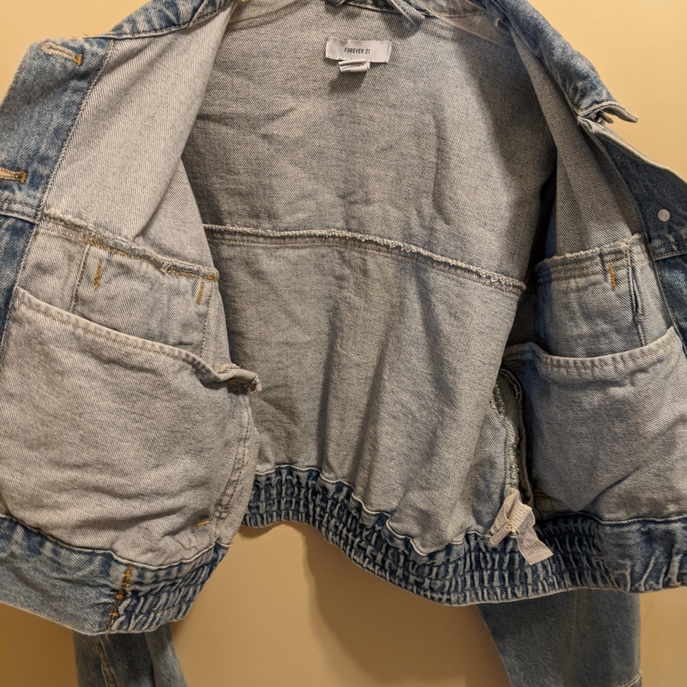 NWOT Jean Jacket, heavy weight denim, light blue wash, Sz S - Picture 3 of 5